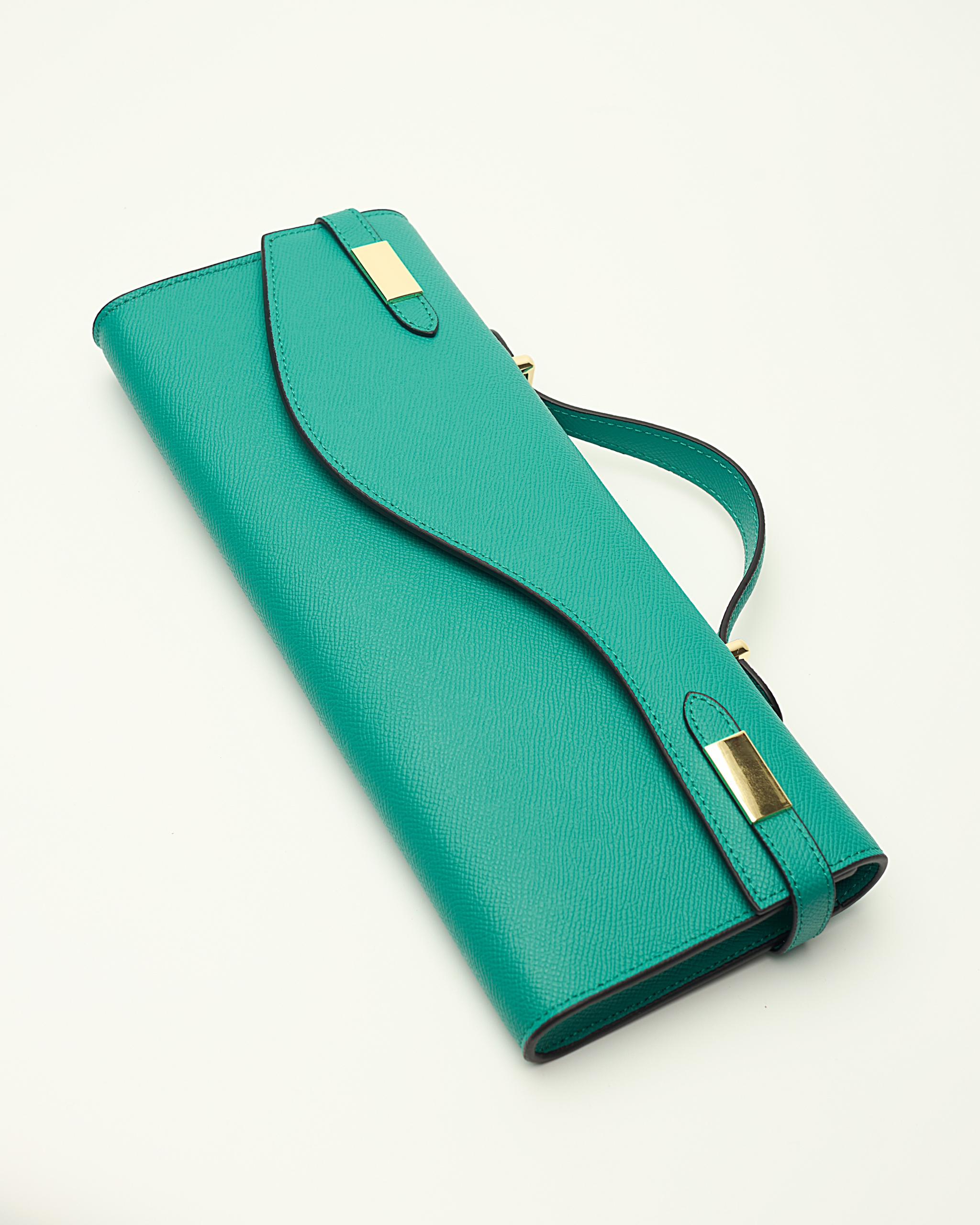 Curt Purse in Mint